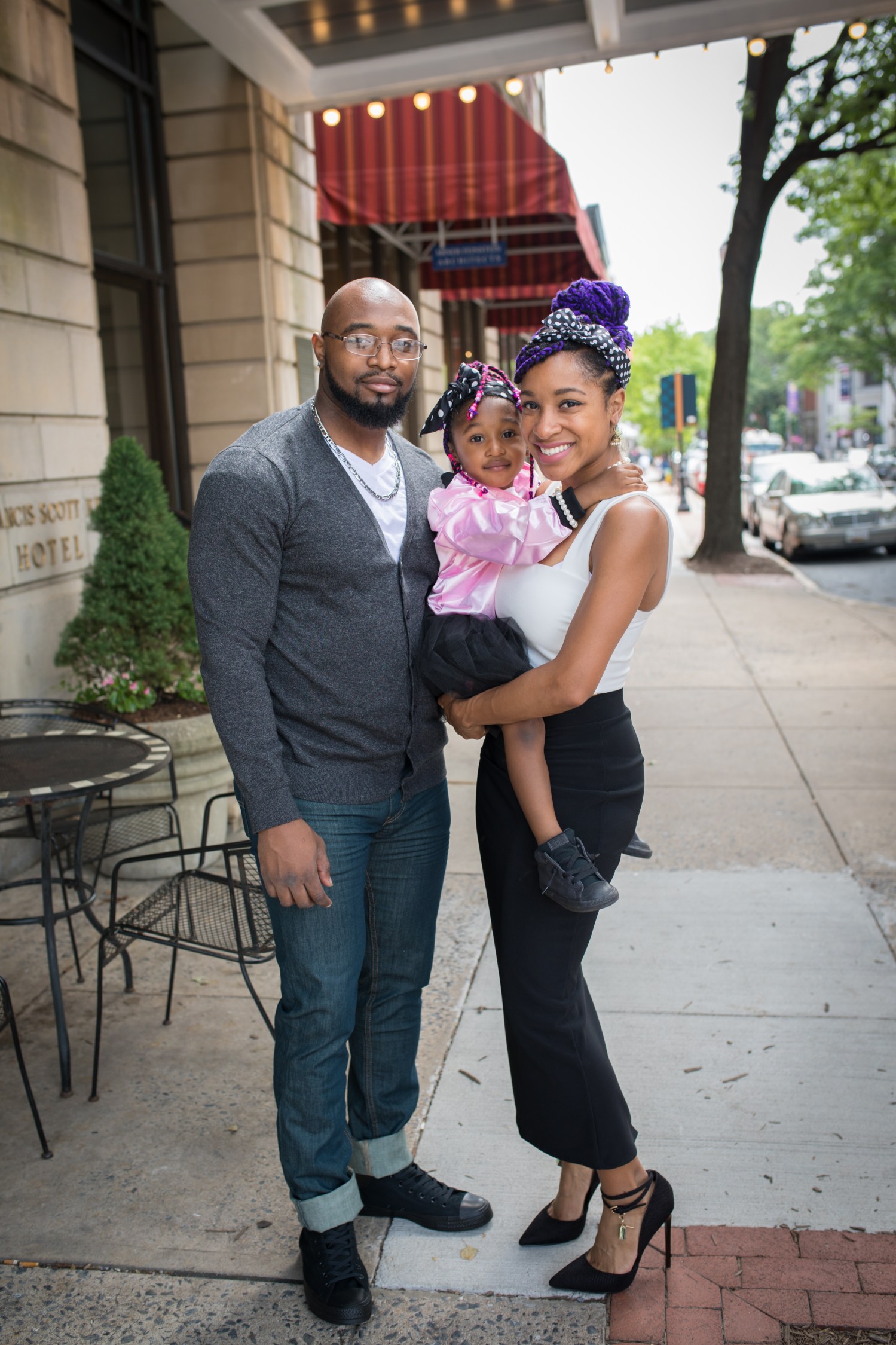 DowntownFamily-F51A9087